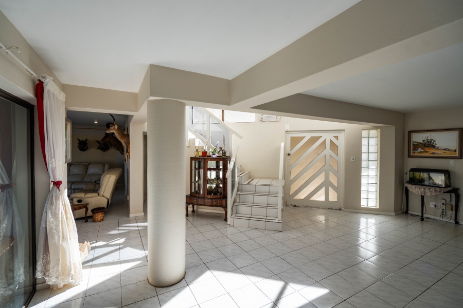 7 Bedroom Property for Sale in Royal Alfred Marina Eastern Cape